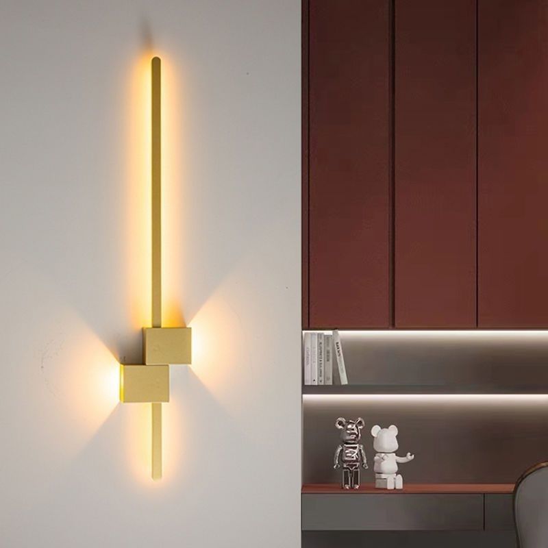 Linear Black or Gold Bedside Wall Light / Warm Light / 100cm Black